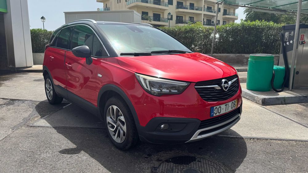 Opel Crossland X 1.2 T Ultimate Aut. | Teto Panorâmico