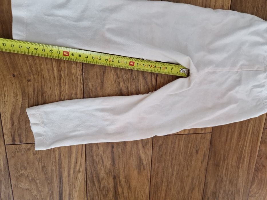 Leginsy dla dziewczynki z falbankami sinsay 86/92