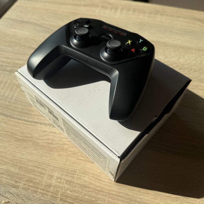 SteelSeries Nimbus Pad Bluetooth iPhone / iPad / Apple TV