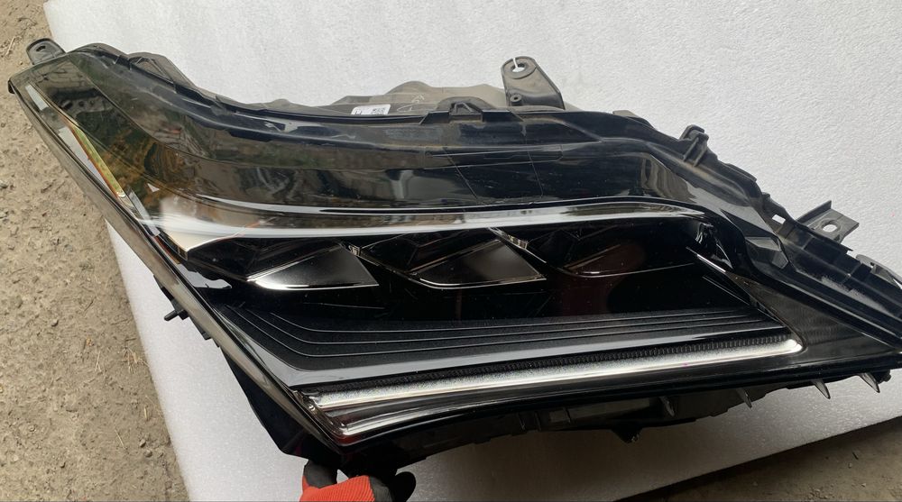 Фара права Lexus RX 2016 2017 2018 2019 США оригінал, 3 лінзи з AFS