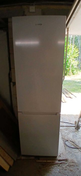 Lodówka GORENJE RK418DPW4I 180cm Biała