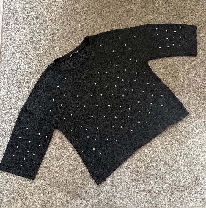 Светр з перлинами Zara