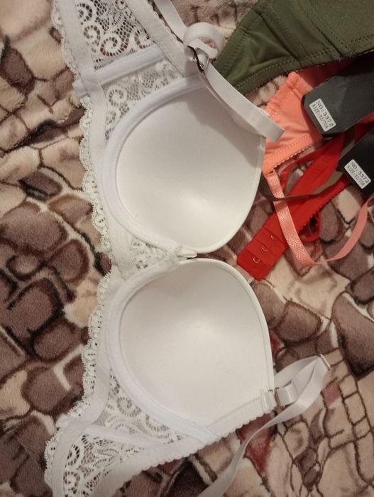 Бюстгальтер на підлітка