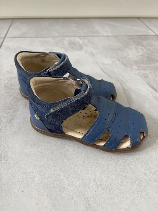 Sandaly emel r 23