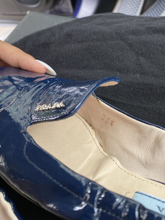 Продам балетки Prada оригинал, в состоянии новых !