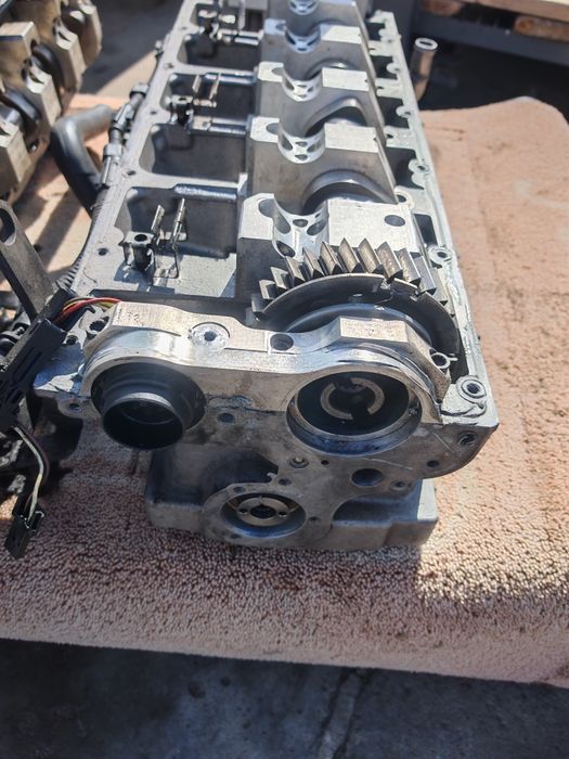 VW t5 Głowica AXE BPC BNZ AXC BRS 2.5 1.9tdi