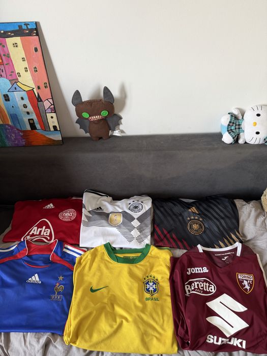 Koszulki piłkarskie nike adidas puma