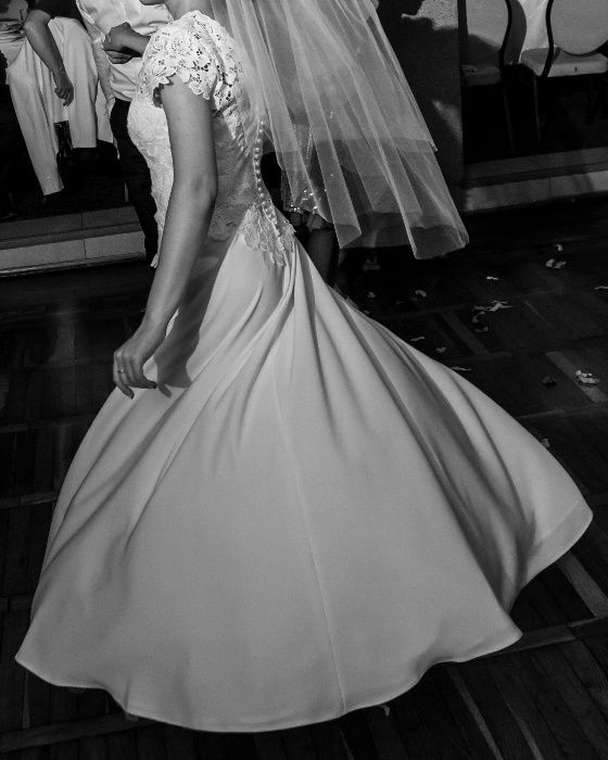 Suknia ślubna rozmiar 34