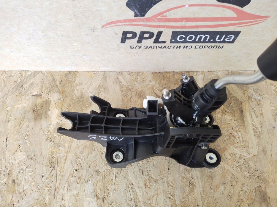 Mazda 3 BL 2009-2013 Кулиса рычаг переключения передач МКПП BEV246100