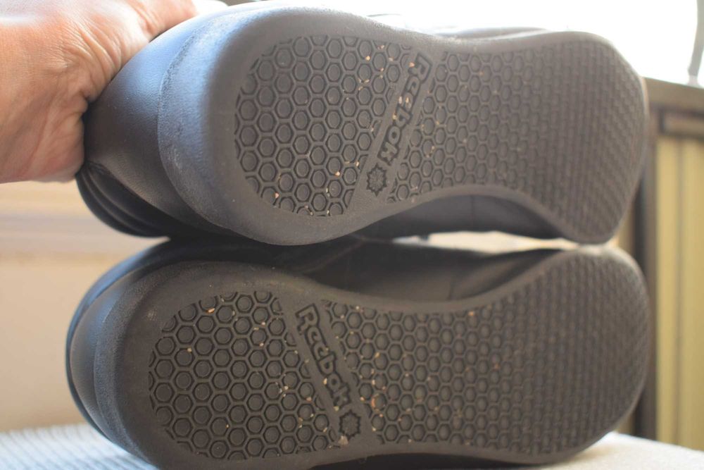 кожаные кроссовки туфли кеды сникеры Reebok р. 41