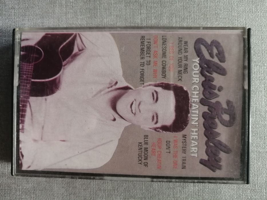 Cassetes música Elvis Presley etc ótimo estado