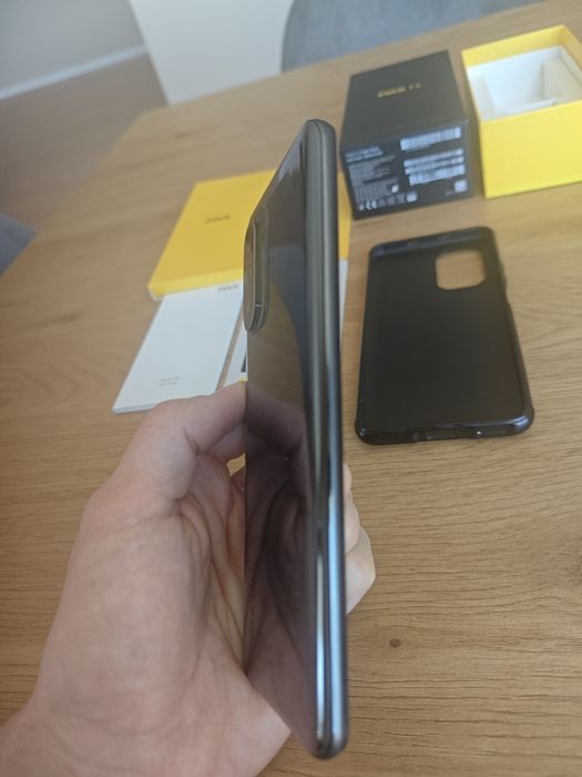 Poco F3 em excelente estado