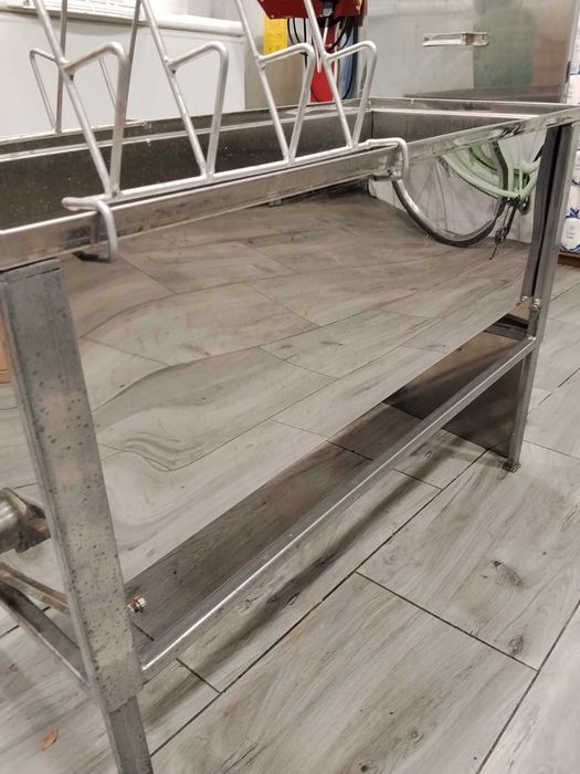 Stół do odsklepiania