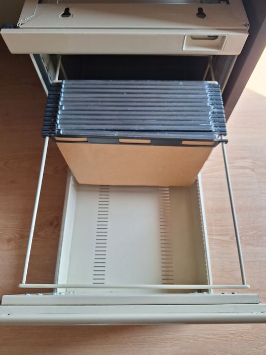 Vendo Secretária anos 70 vintage