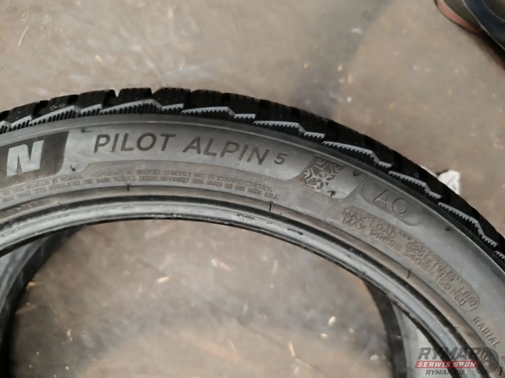 alt