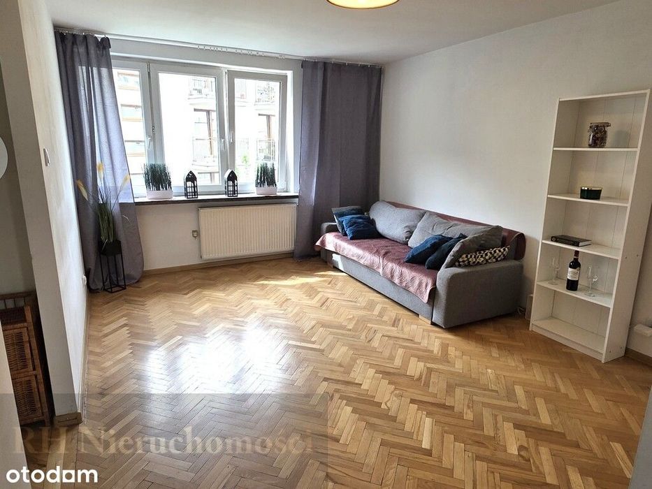3 pokoje, duży balkon, świetna komunikacja!