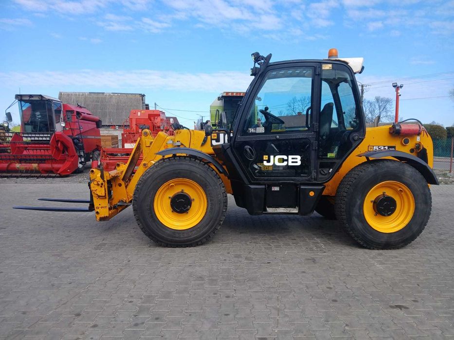 Ładowarka teleskopowa JCB