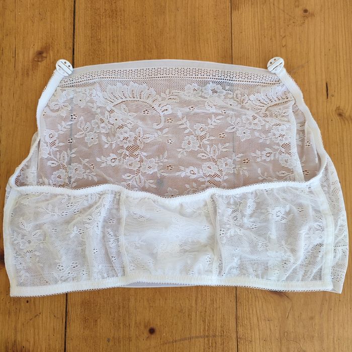 Amoena top Amber 75C/D biały na biustonosz dla amazonki