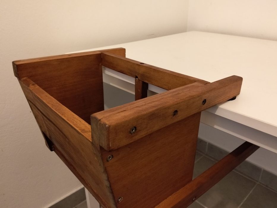 Cadeirinha refeições bebé