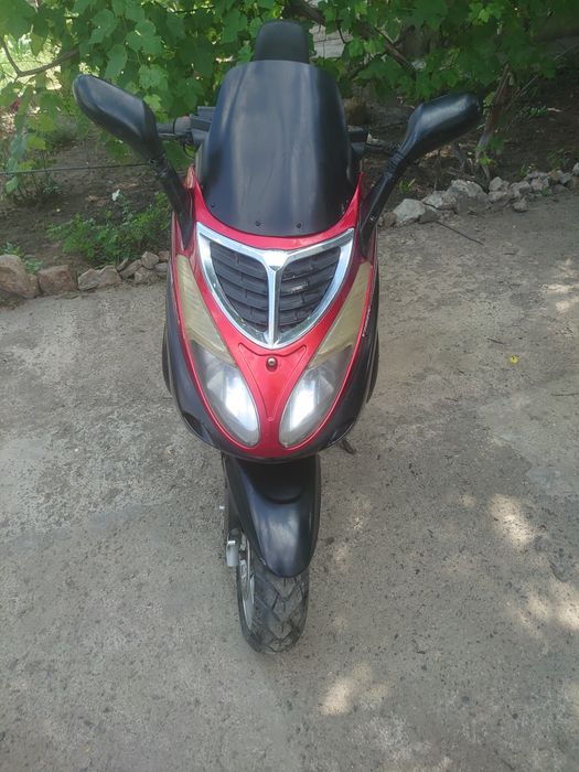 Продам скутер 150кубов
