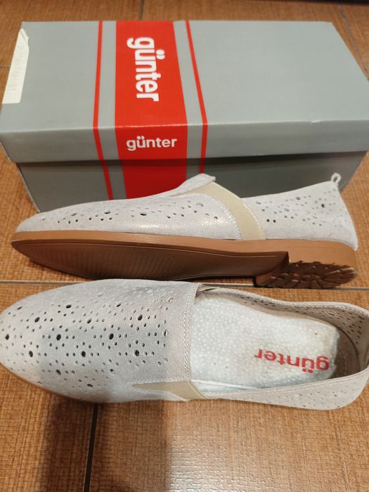 Туфлі літні бежеві 40 розмір з перфорацією б/в