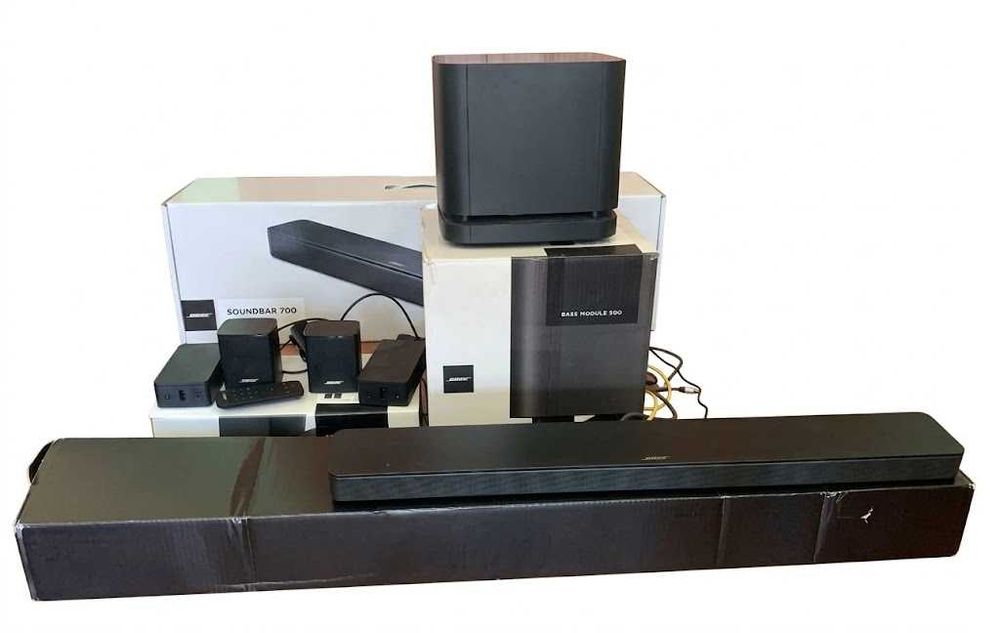 Vendo ecelente e potente sistema de Home Cinema completo e original da prestigiada marca Bose.
