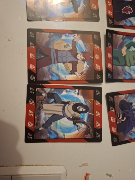 Cartas pokemon e naruto