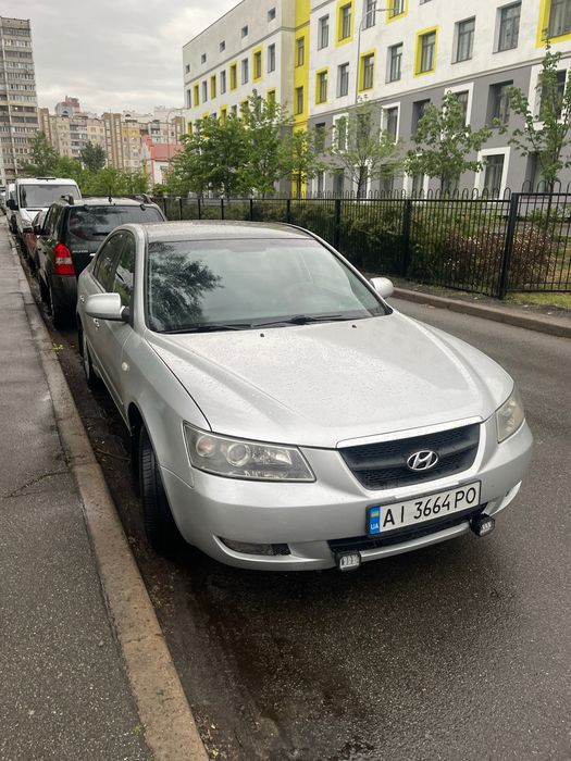 Hyundai Sonata 2006 VIN KMHEU41BP7A287971 фото оголошення 2 з 18