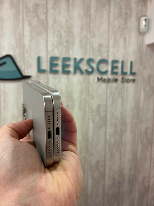 IPHONE 15 PRO MAX - 256GB - 24 meses de garantia