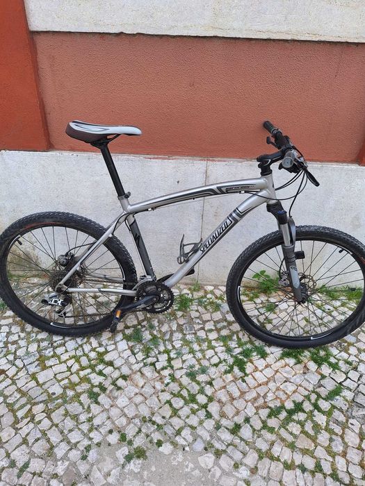 Bicicleta BTT Specialized Hardrock pro bom estado