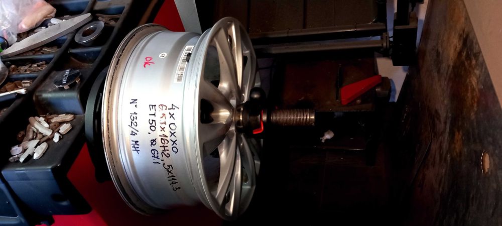 Felgi aluminiowe OXXO KIA/HYUNDAI/MAZDA i inne 6.5x16, 5x114,3 ET50, 67.1