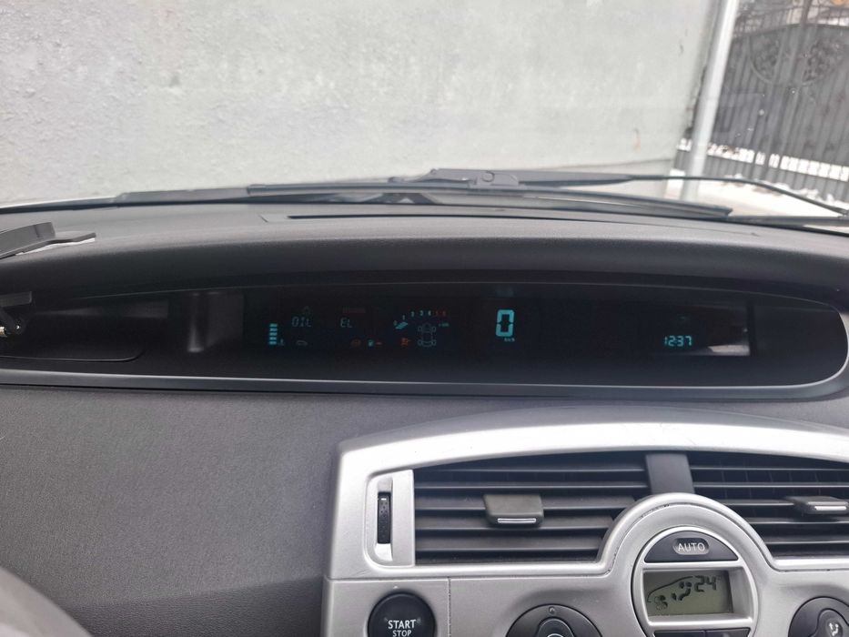 Продам, обмін Рено сценік