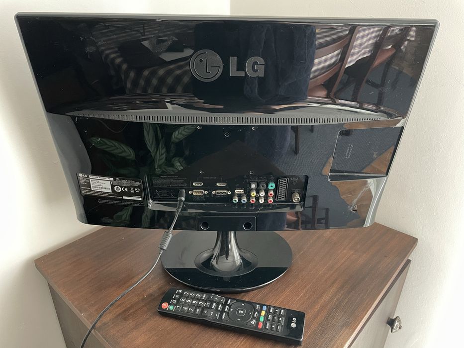 TV / Monitor LG Flatron M2280D-PZ