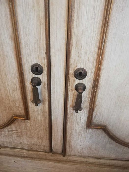 Móvel Biblioteca de madeira pintada à mão, estilo provençal Louis XIV