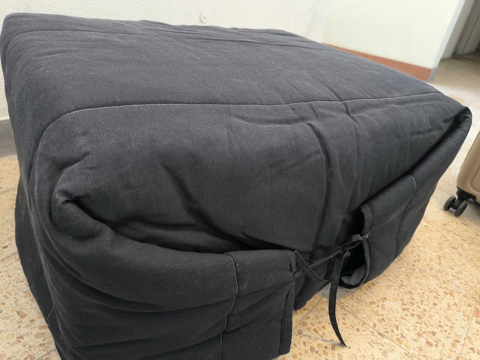 Cama de solteiro dobrável, convertível em puff