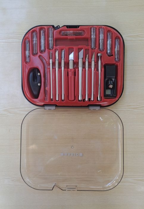 Набор скальпелей BASIC /резців/