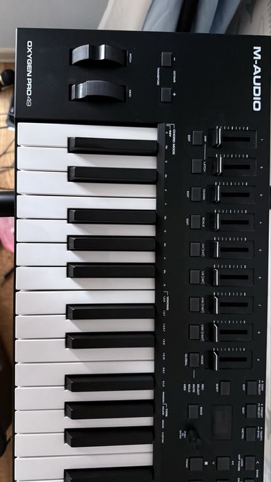 MIDI-клавіатура M-Audio Oxygen Pro 49