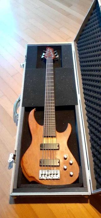 Baixo Brice Bass Defiant 6 Cordas + Case | Excelente Estado - *PREÇO FIXO*