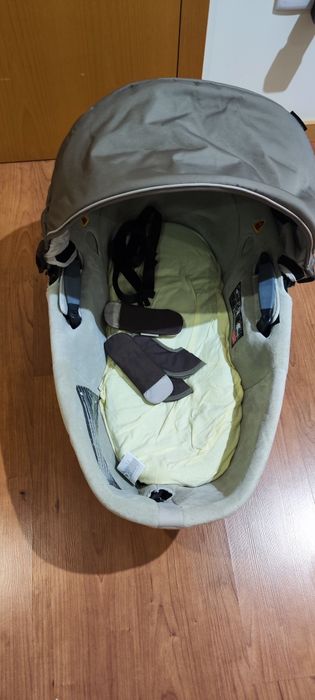 Trio Bébé Confort Loola – Carrinho + Alcofa + Cadeira Auto + Extras