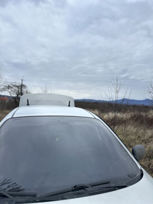 Део ланос 1.5 максимальна комплектація