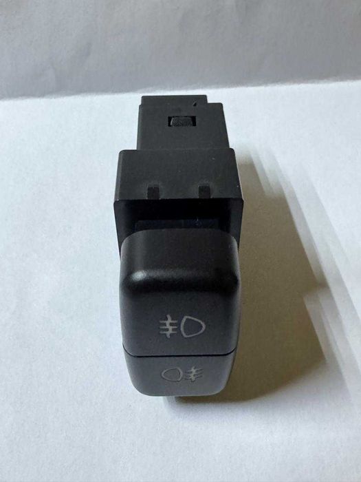 Вмикач протитуманних фар Mitsubishi