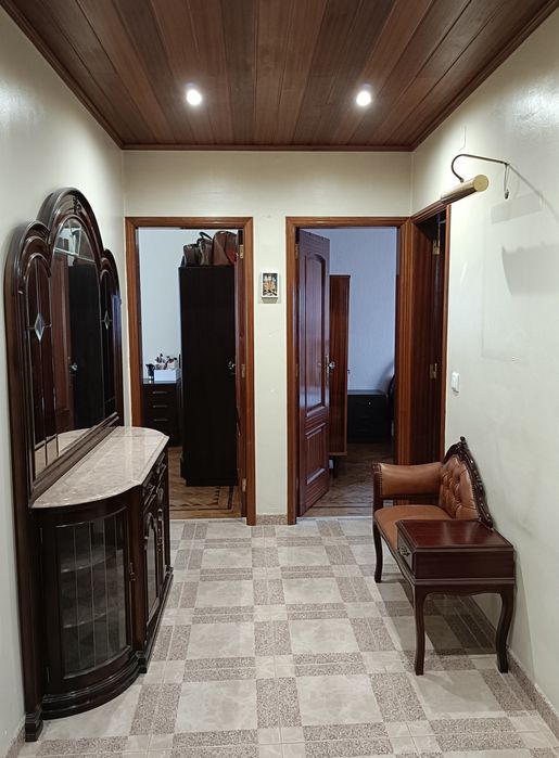 Quarto em T2 amadora