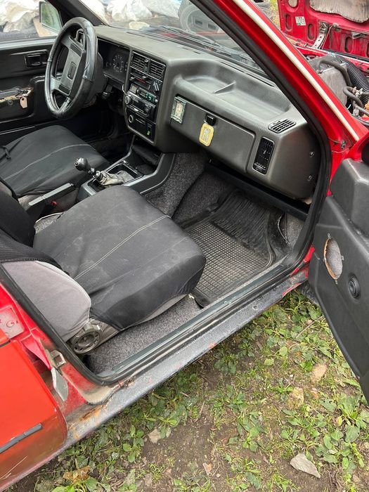 Продам Volvo 340 1.6 Дизель (5-6 л / 100 км)