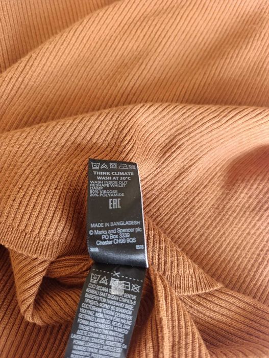 Jasnobrązowy golf damski M marki M&S wiskoza 80%