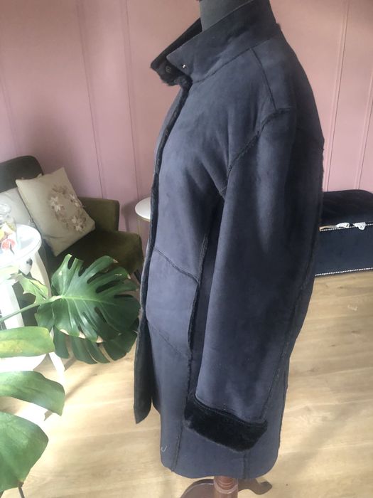 Kożuszek eco damski Wallis 42 czarny  , płaszczyk na guziki kieszenie.