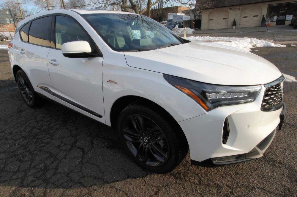 Acura RDX      2023