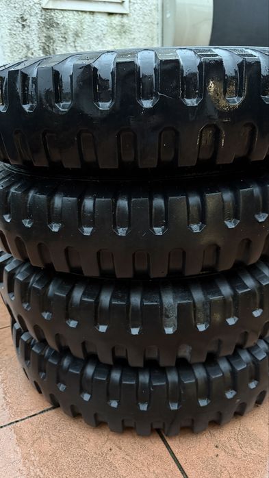 Pneus Firestone Military NDT 600-16 – Conjunto de 4