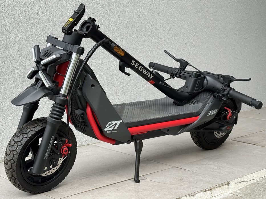 Trotinete NineBot ZT3 PRO