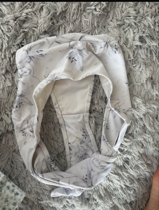 Biquini branco Cantê