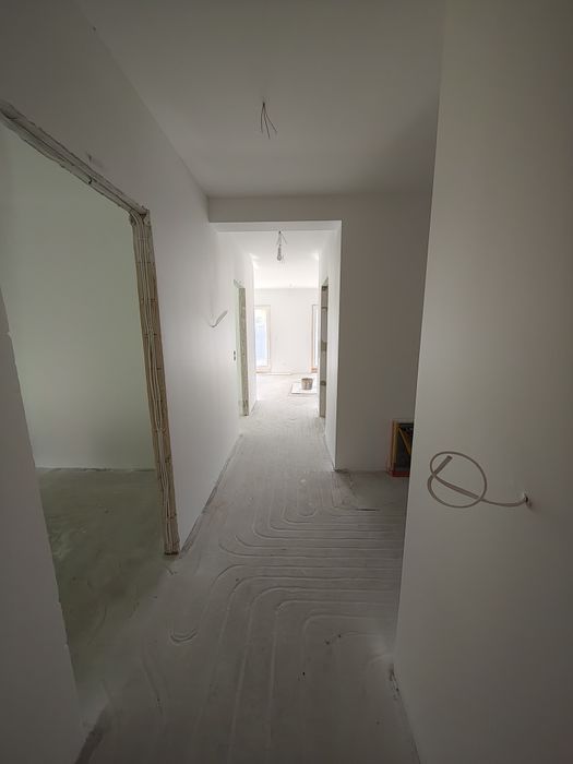 Nowe mieszkanie Oleśnica, klimatyzacja, garaż, winda, ogrz. podłogowe – pohled 6